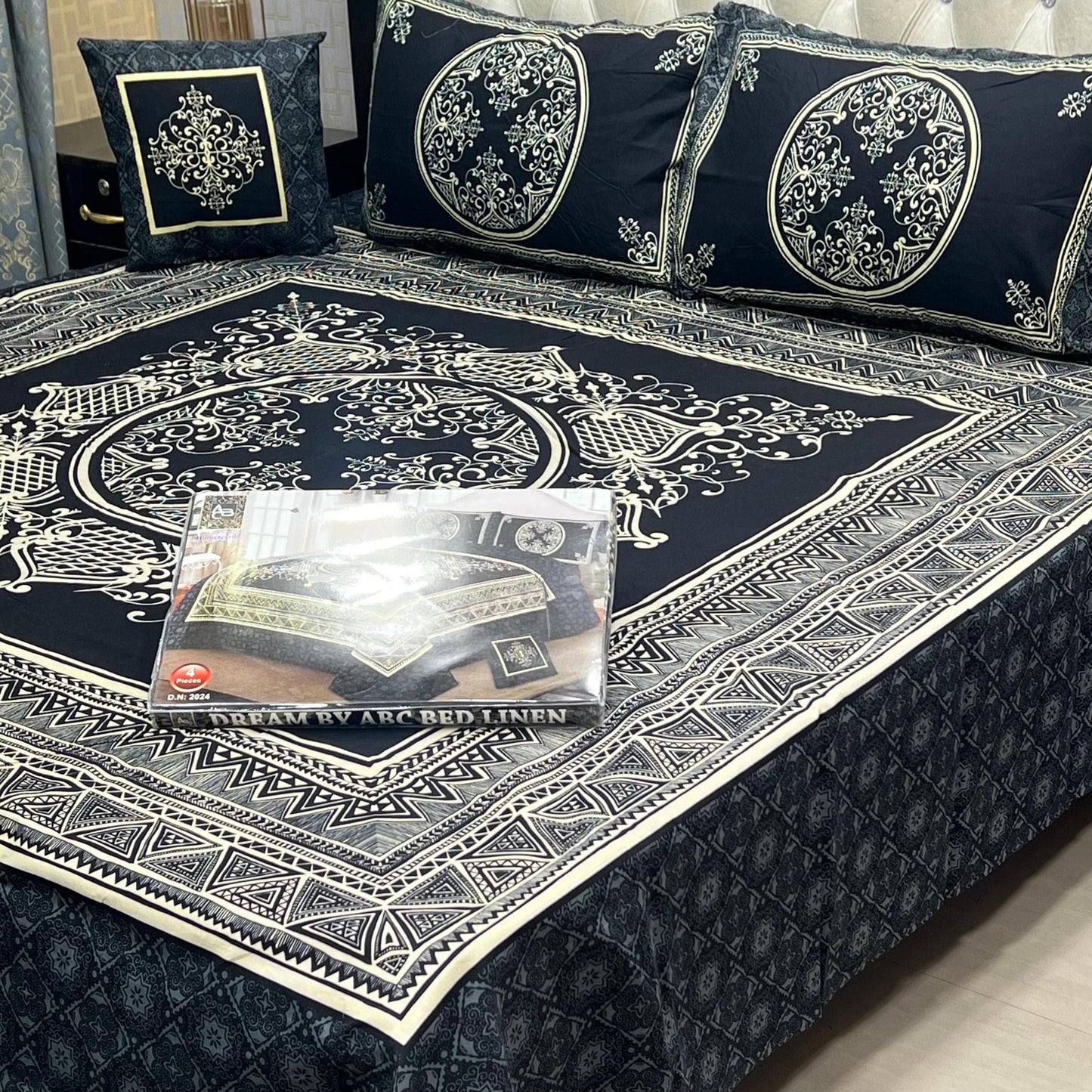 ✨ Dream 4 PCS ✨ 🎗️ Panel print '' 4 piece '' 🎗️ Stuff =. 3 D PANAL BEDSHEET CRYSTAL COTTON