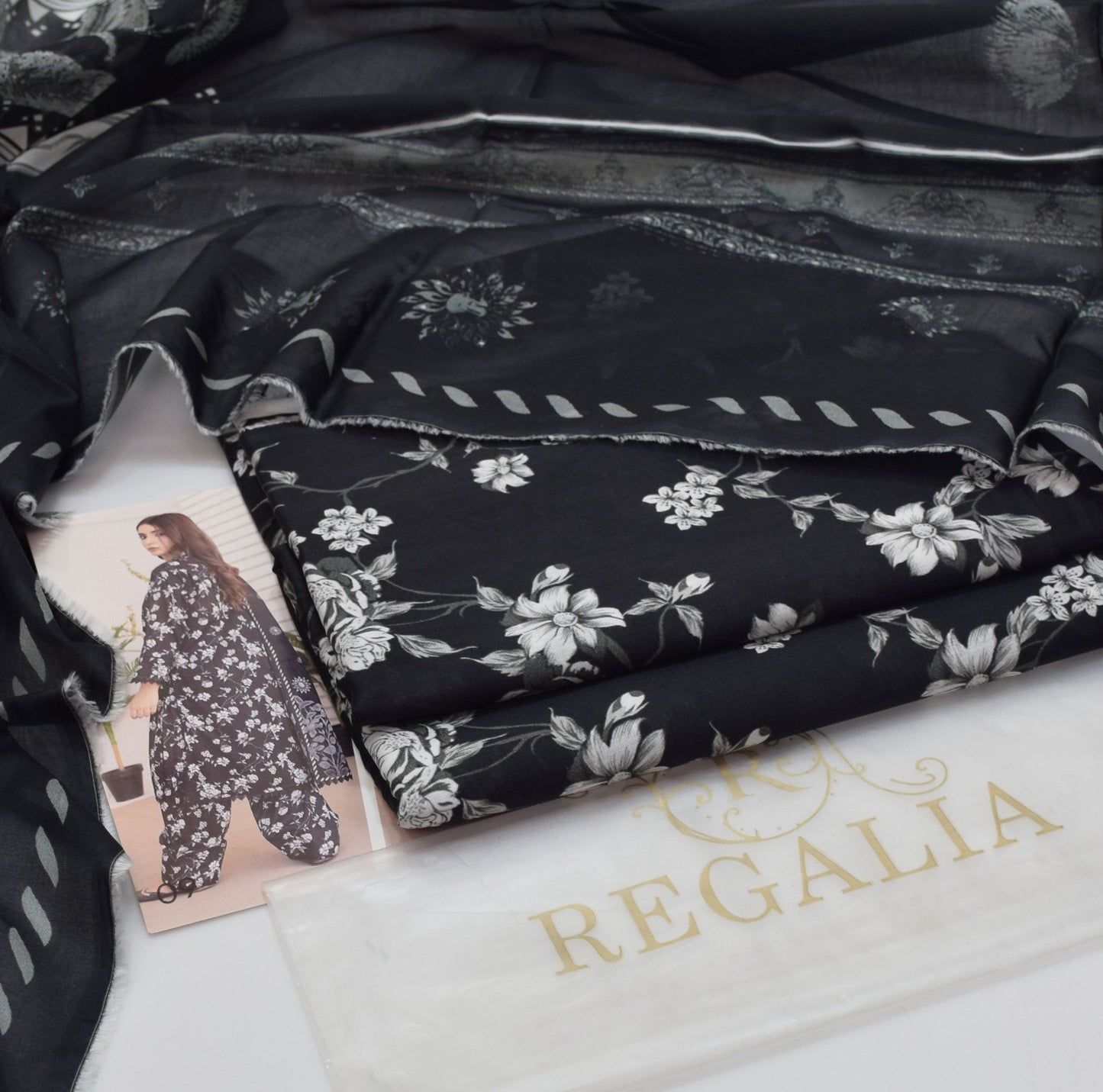(Salina by Regalia Opening 2025 Printed 3pc Lawn----------29\N