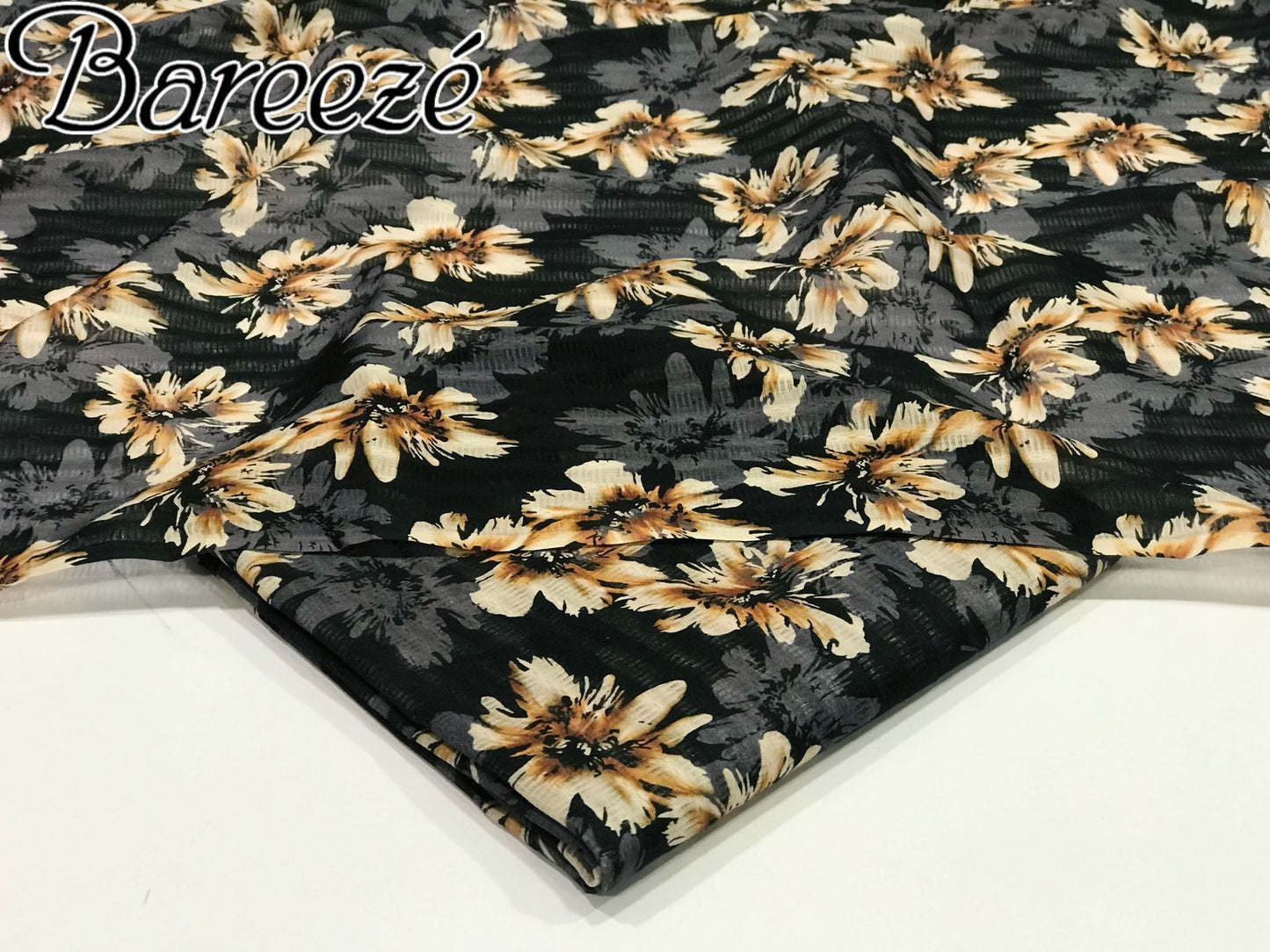 BAREEZE💕 LUXURY NENO KARA, BANA DORIYA LAWN ALLOVER 2PC💕----------29\V