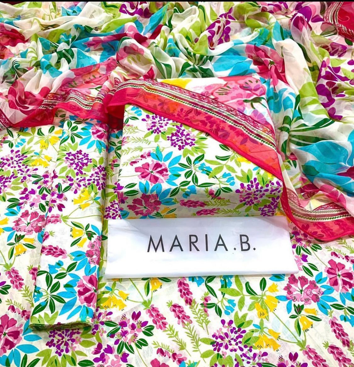 MARIA B Lawn 3pc 90/88----------29\H