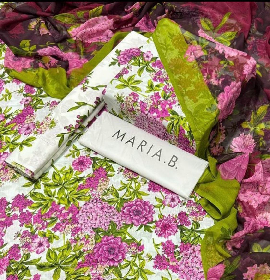 MARIA B Lawn 3pc 90/88----------29\H