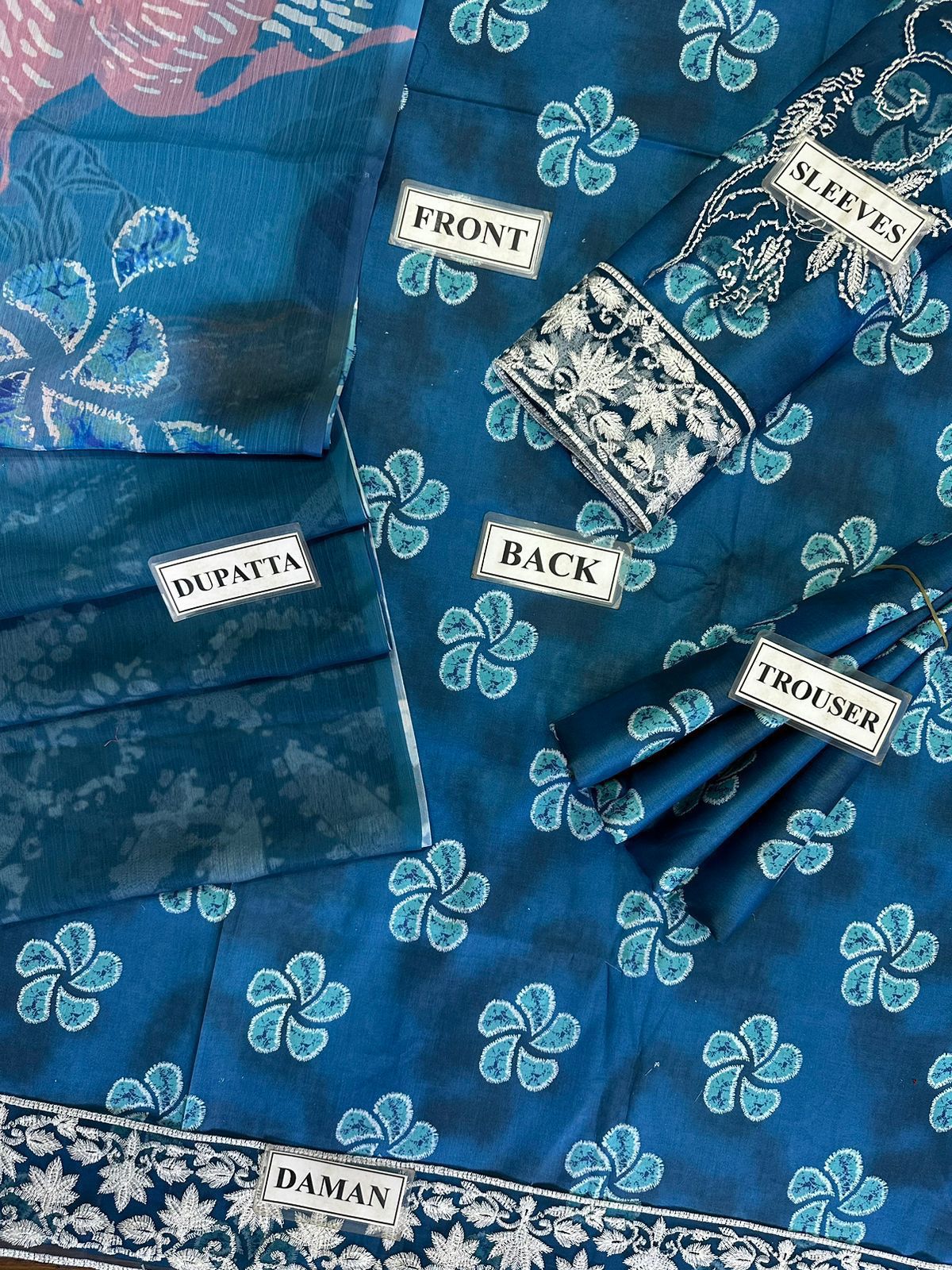 :NISHAT Unstitch Replica  FABRIC Pure LAWN Suit With CHIFFON Dupatta----------29\X