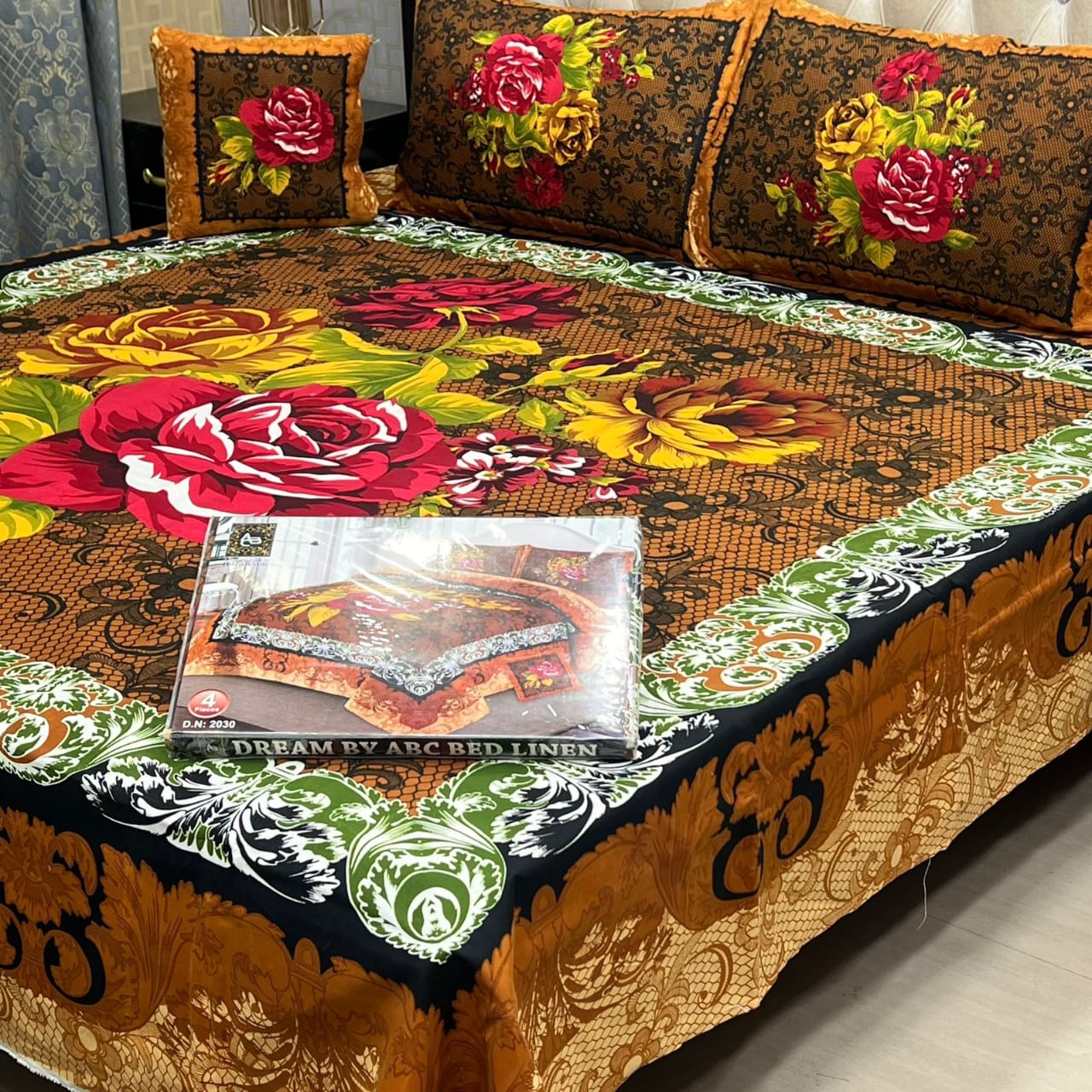 ✨ Dream 4 PCS ✨  🎗️ Panel print '' 4 piece '' 🎗️   Stuff =.   3 D PANAL BEDSHEET CRYSTAL COTTON
