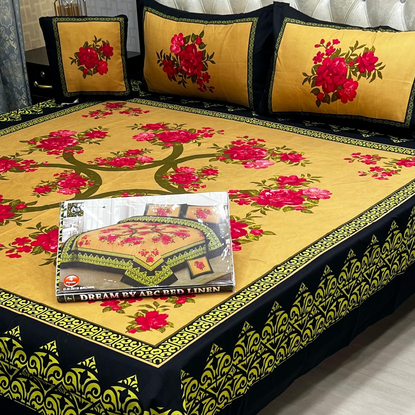 ✨ Dream 4 PCS ✨  🎗️ Panel print '' 4 piece '' 🎗️   Stuff =.   3 D PANAL BEDSHEET CRYSTAL COTTON