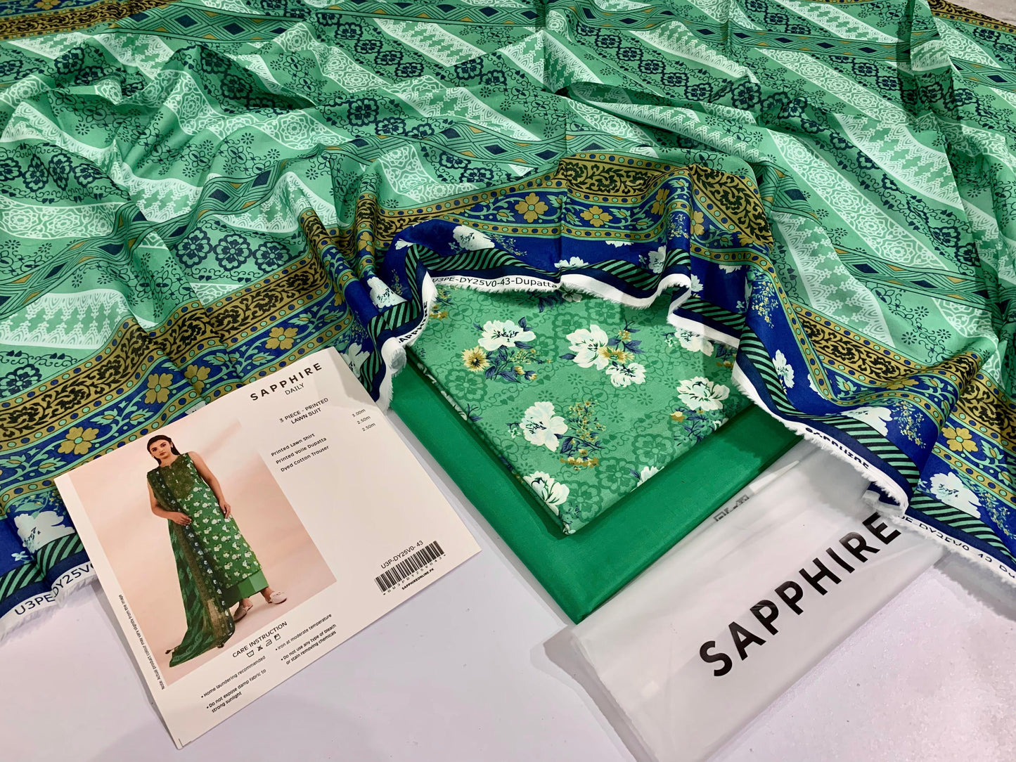 Baroque Premium Digital Printed LAWN  3pc  ----------29\D